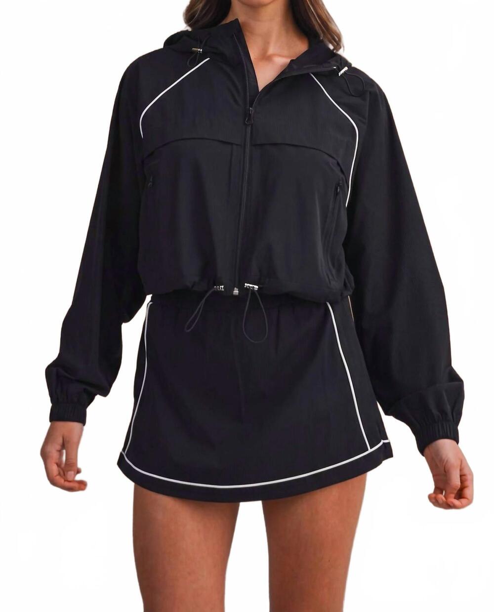 NEW MABLE windbreaker drawstring skort in black